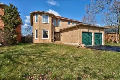 2323 Towne Boulevard, Oakville, On L6h 5j6