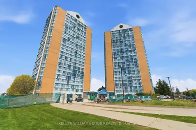 25 Trailwood Drive 2206, Mississauga, On L4z 3k9