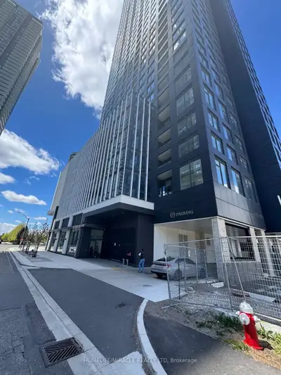 395 Square One Drive 4712, Mississauga, On L5b 0p6