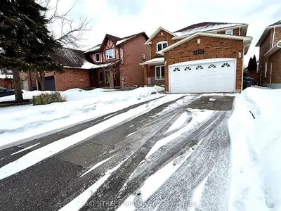 4497 Longmoor Road Room 1, Mississauga, On L5m 4h6