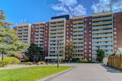 1 Four Winds Drive 106, Toronto W05, On M3j 2t1