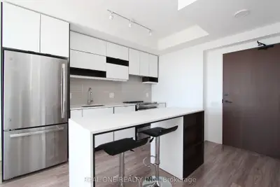 4065 Confederation Parkway 3809, Mississauga, On L5b 0l4