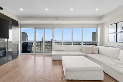 165 Legion Road 2128, Toronto W06, On M8y 0b3