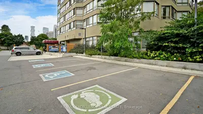 3605 Kariya Drive 1504, Mississauga, On L5b 3j4