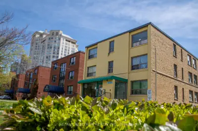 2309 Lake Shore Boulevard W 407, Toronto W06, On M8v 1a6