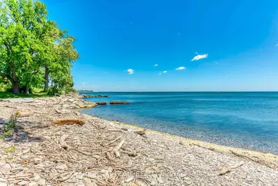 3234 Shoreline Drive Room A, Oakville, On L6l 5z1