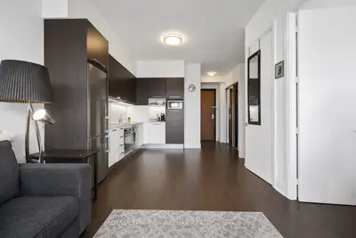 36 Park Lawn Road 4304, Toronto W06, On M8v 0e5