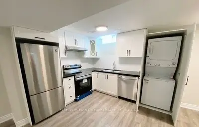922 Silverthorn Mill Avenue, Mississauga, On L5w 1b3