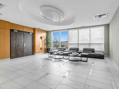 840 Queens Plate Drive 1705, Toronto, On M9w 0e7