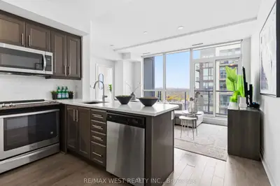 15 Zorra Street 2202, Toronto W08, On M8z 0c1