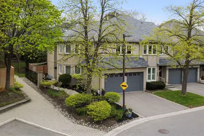 #27 3420 South Millway, Mississauga, On, L5l 3v4