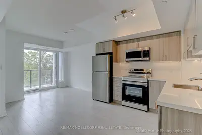 556 Marlee Avenue 508, Toronto W04, On M6b 0b1