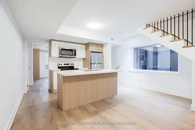 231 Symington Avenue #3 (upper), Toronto W02, On M6p 3w5