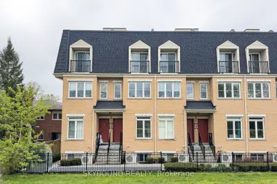 380 Hopewell Avenue 223, Toronto W04, On M6e 2s2