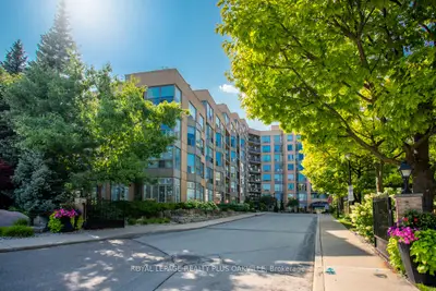 2511 Lakeshore Road W 207, Oakville, On L6l 6l9