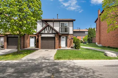 1755 Rathburn Road E 39, Mississauga, On L4w 2m8