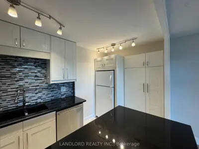 20 Speers Road 1105, Oakville, On L6k 3r5