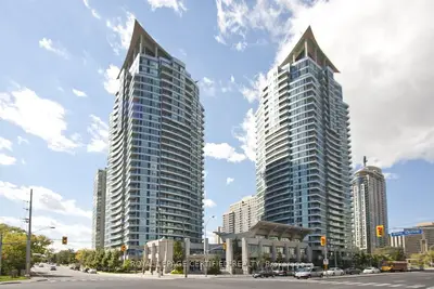 1 Elm Drive W 1410, Mississauga, On L5b 4m1