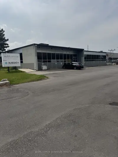 80 Jutland Road 100c, Toronto W08, On M8z 2h1