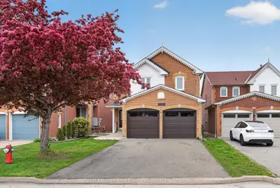 5623 Haddon Hall Road, Mississauga, On L5m 5g4