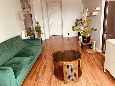 4889 Kimbermount Avenue 203, Mississauga, On L5m 7r9