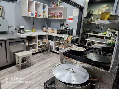 315 Traders Boulevard E 5, Mississauga, On L4z 3e4
