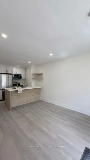15 Sanagan Road 202, Toronto W10, On M9v 1r7