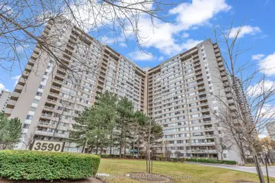 3590 Kaneff Crescent 605, Mississauga, On K5a 3x3