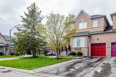 3071 Lavenham Place, Mississauga, On L5m 6k3