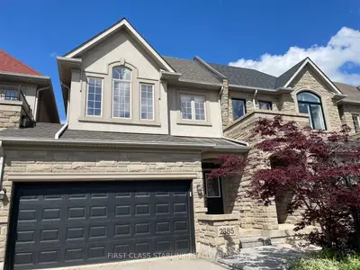 2385 Wasaga Drive, Oakville, On L6h 0b7