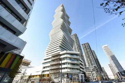 3900 Confederation Parkway 213, Mississauga, On L5b 0m3