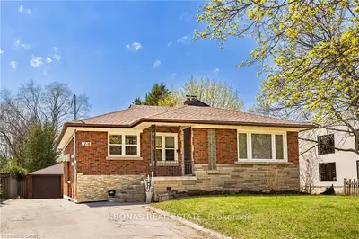1216 Fisher Avenue, Burlington, On L7p 2l4