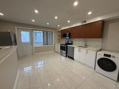 1543 Dupont Street 1, Toronto W02, On M6p 3s5