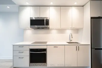 1928 Lake Shore Boulevard W 3515, Toronto W01, On M6s 0b1