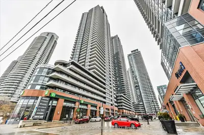 2220 Lakeshore Boulevard W 2405, Toronto W06, On M8v 0c1