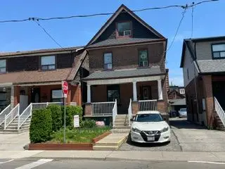 213 Silverthorn Avenue 1, Toronto W03, On M6n 3k2