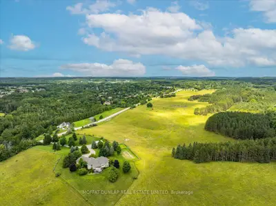 8575 Patterson Side Road, Caledon, On L7e 0j5