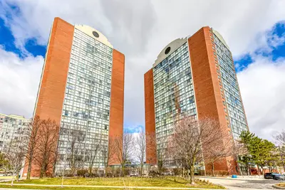 4185 Shipp Drive Ph18, Mississauga, On L4z 2y8