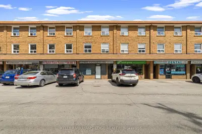 4136 Dundas Street W, Toronto W08, On M8x 1x3