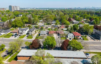 182 Dixon Road, Toronto, On M9p 2l8