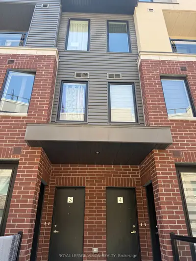 3556 Colonial Drive W 5, Mississauga, On L5l 0b9