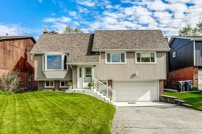 2995 Saint Malo Circle, Mississauga, On L5n 1t1