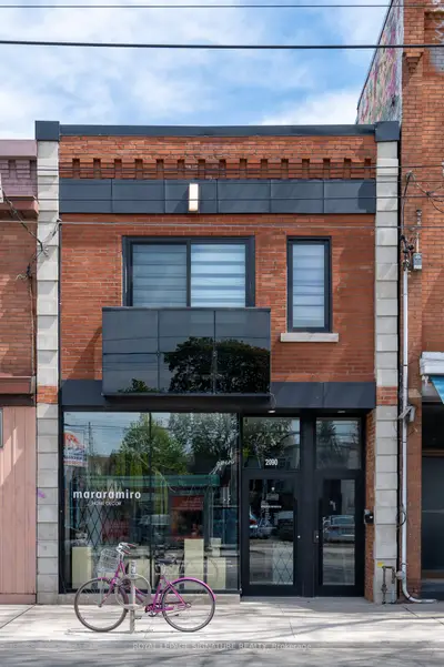 2090 Dundas Street W 1a, Toronto W01, On M6r 1w9