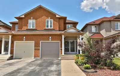 7353 Lowville Heights, Mississauga, On L5n 8l6