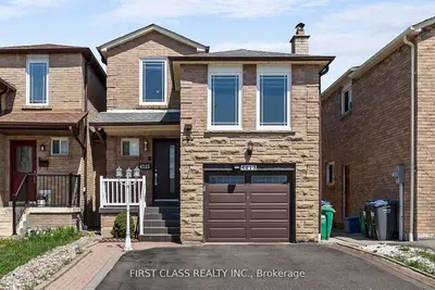 4213 Beacon Lane, Mississauga, On L5c 3v8