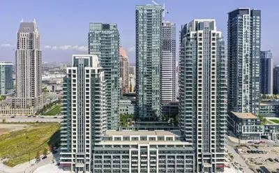 4085 Parkside Village Drive 903, Mississauga, On L5b 0k9