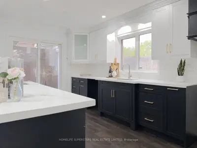 251 Queenslea Avenue Commmission-broker Remark, Toronto W04, On M9n 3x4