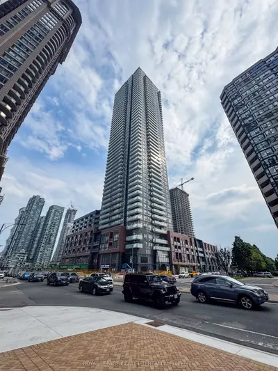 430 Square One Drive 4411, Mississauga, On L5b 0l6