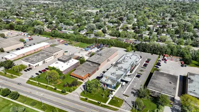 2240 Speers Road W, Oakville, On L6l 2x8