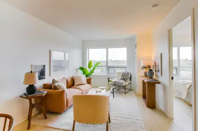 60 Heintzman Street 1315, Toronto W02, On M6p 5a1